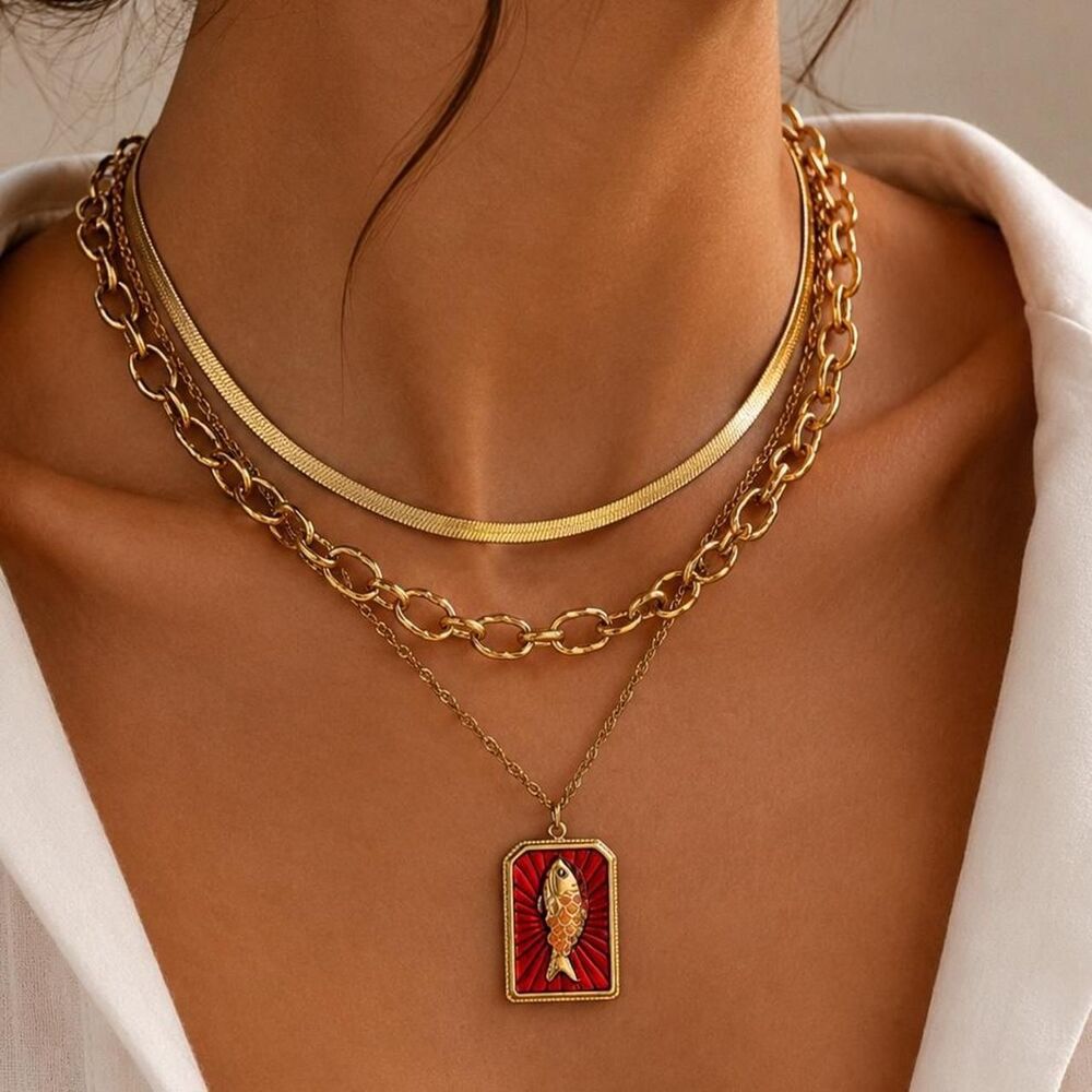 fish pendant necklace D86